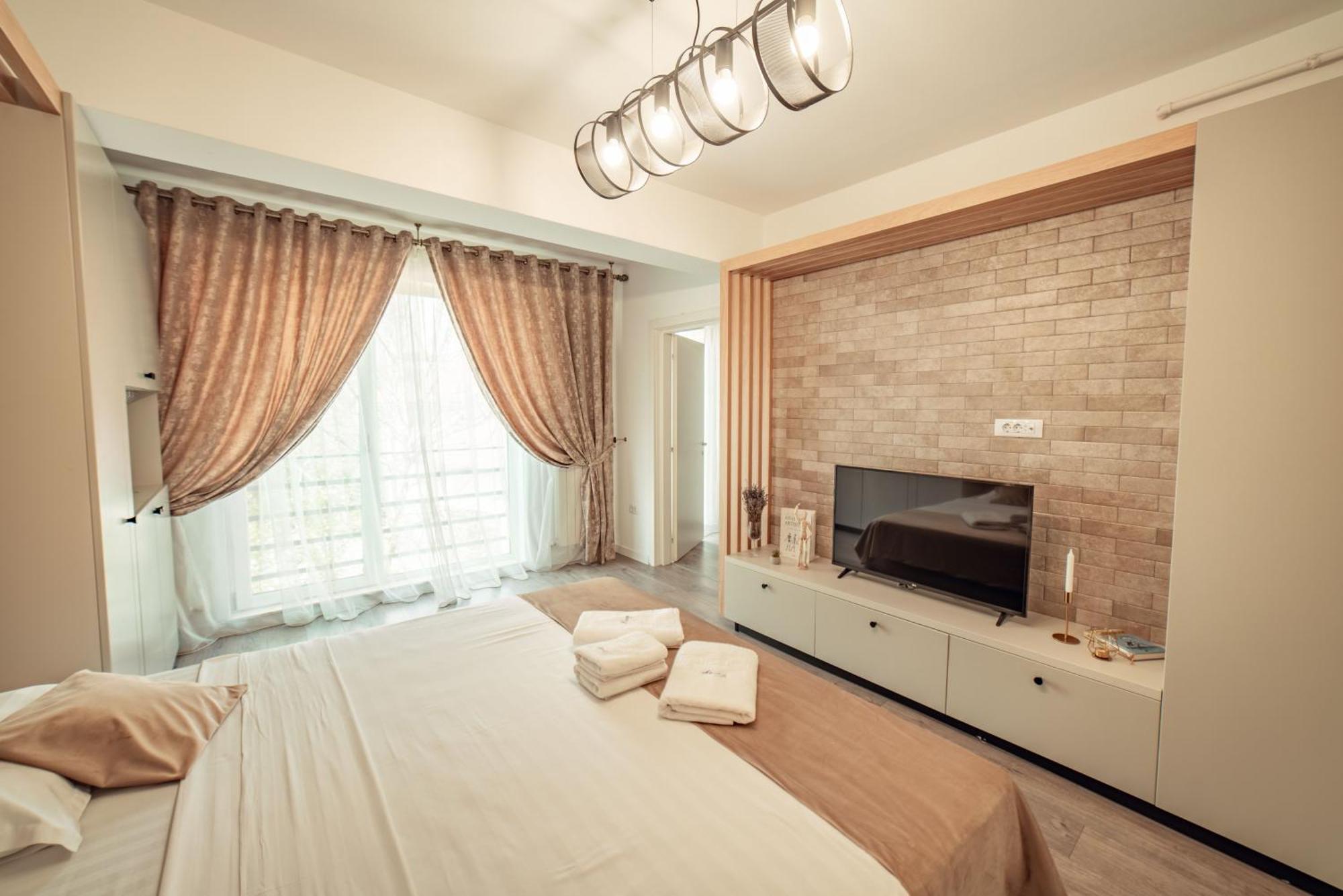 Palace Of Culture & Mall Collection & Appartement Iasi